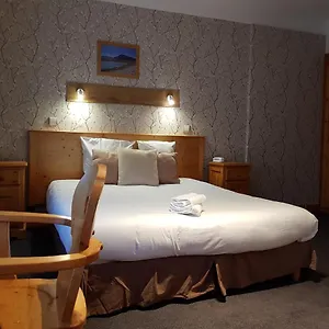 Hotel Savoy & Restaurant